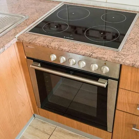 2 Bdr In Mar Pm120 Pool Parking Lejlighed