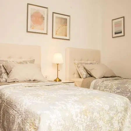 Lejlighed 2 Bdr In Mar Pm120 Pool Parking *