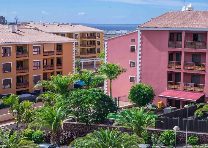 2 Bdr In Mar Pm120 Pool Parking *