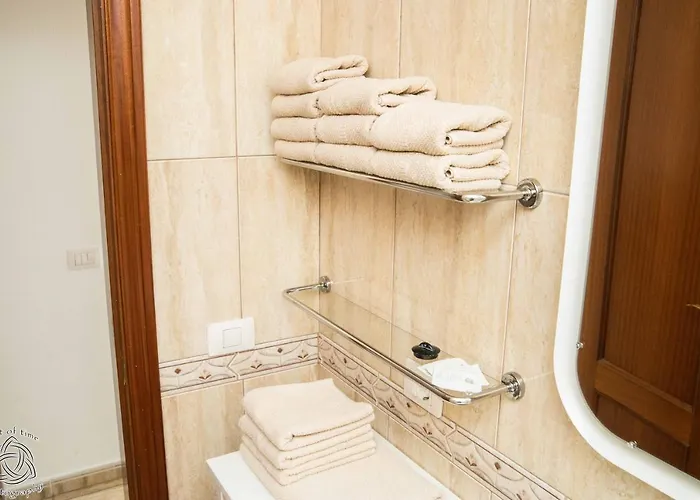 2 Bdr In Mar Pm120 Pool Parking Palm-mar